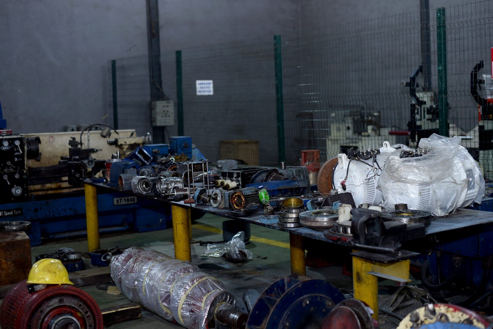 Gearboxes and rotating equipment on the workshop floor