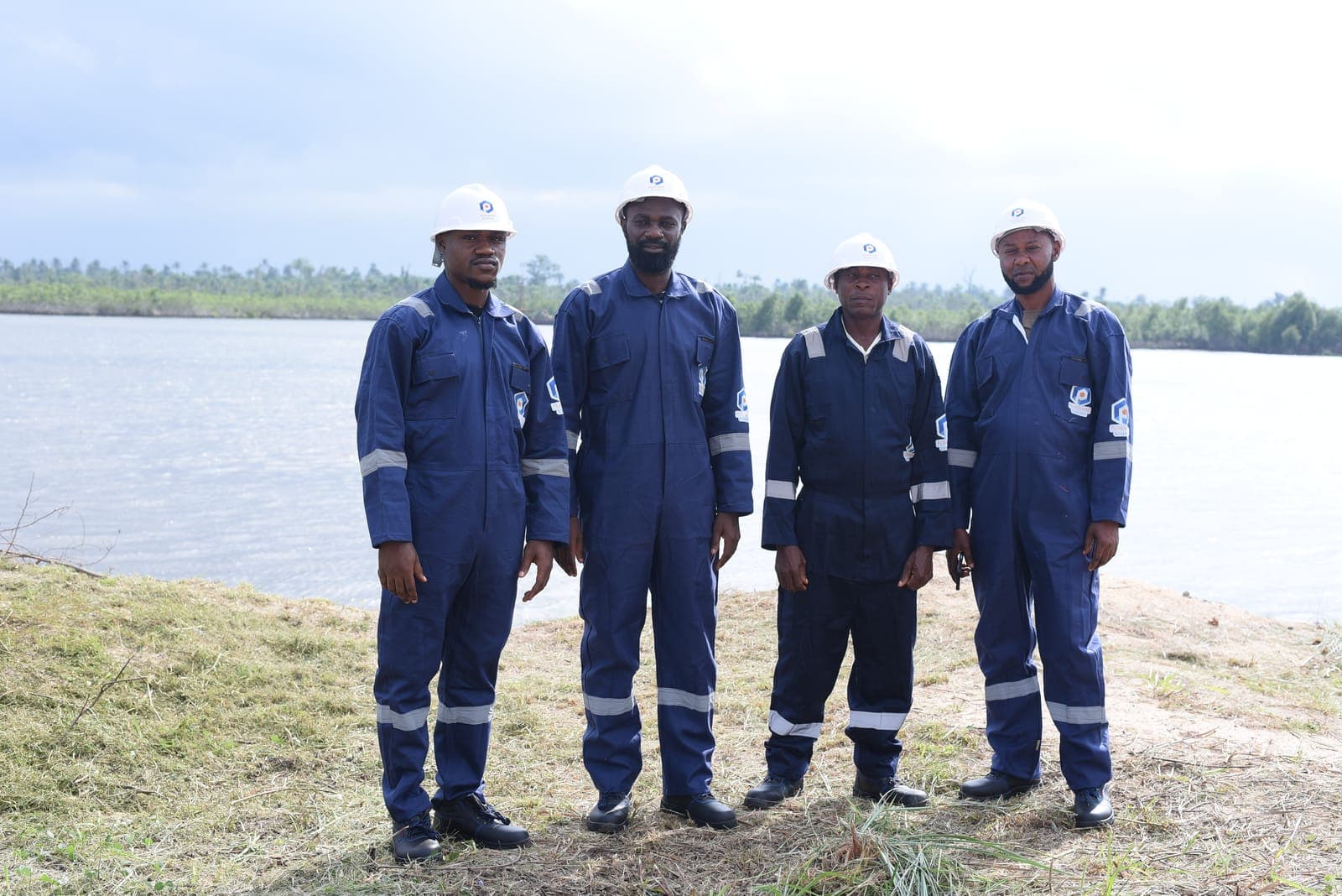 Peakware Offshore crew on site